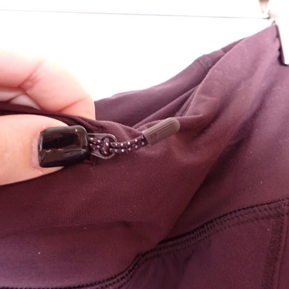 Lululemon Run Times II Lined Running Shorts 4" inseam Maroon Dark Adobe size 10 - Picture 4 of 8